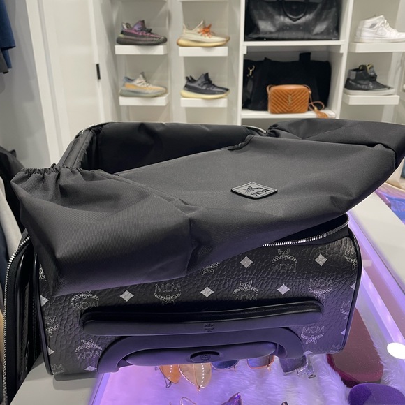 MCM Traveler Cabin Visetos Trolley Suitcase - Picture 7 of 13